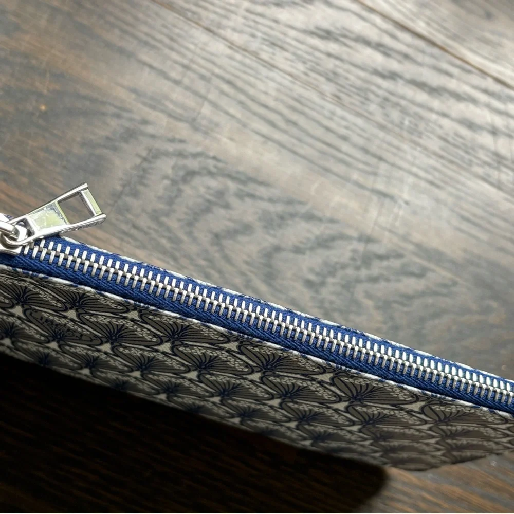 Liberty London all purpose Flat Clutch - Picture 5 of 7